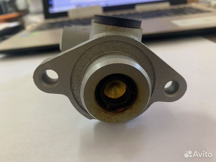 Главный тормозной цилиндр daewoo lanos (1997)