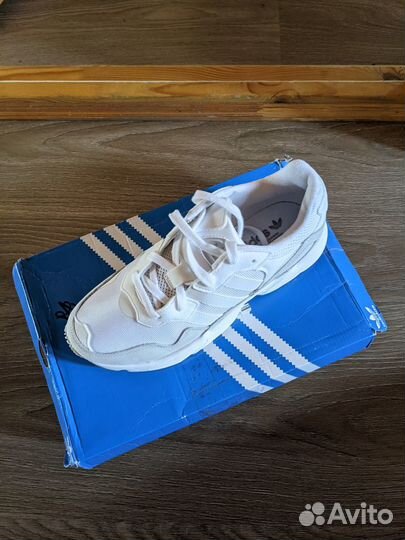 Кроссовки Adidas Young 96 8UK