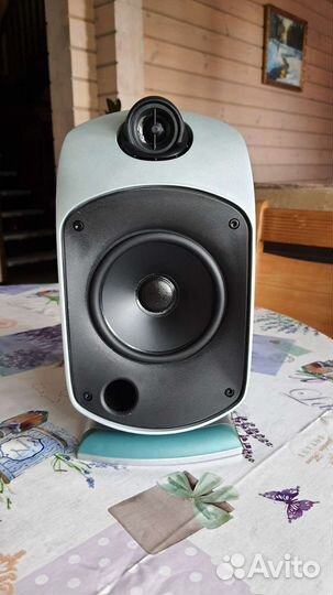 Bowers & wilkins LM1