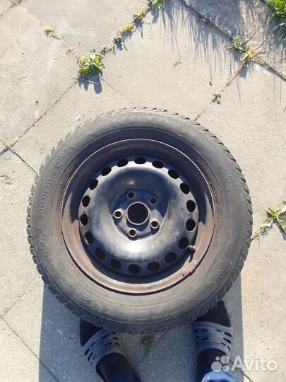 Kumho I'Zen KW22 195/65 R15