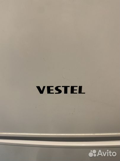 Холодильник бу Vestel