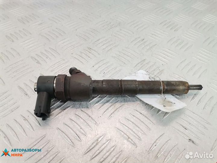 Форсунка Opel Insignia (A) 2012 55566050