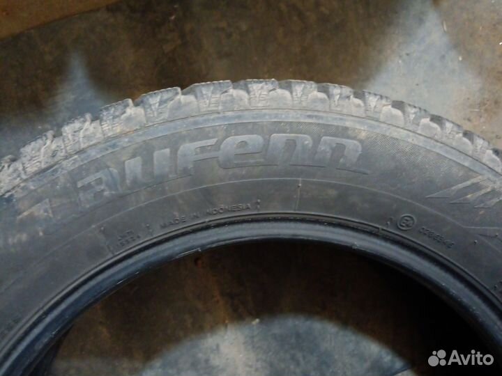 Laufenn S-Fit AS LH01 215/60 R17