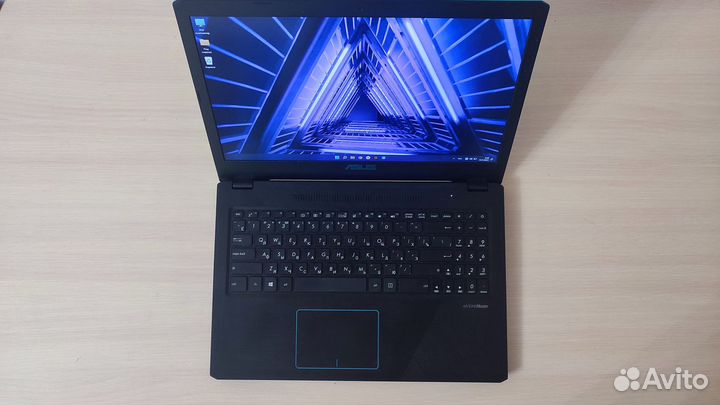 Игровой ноутбук Asus 15,6