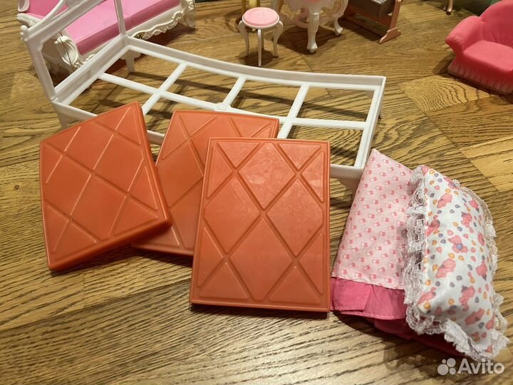 Кукольная мебель