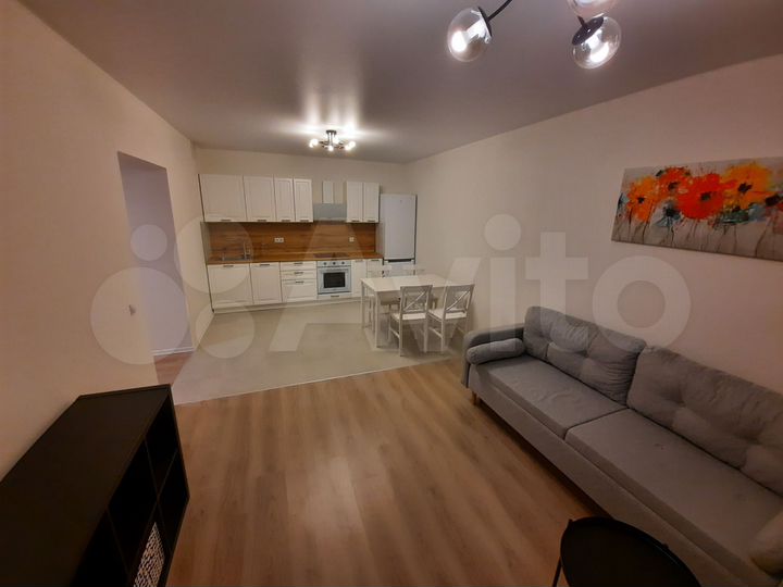 3-к. квартира, 78 м², 6/33 эт.