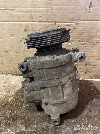 Компрессор кондиционера Volkswagen Tiguan