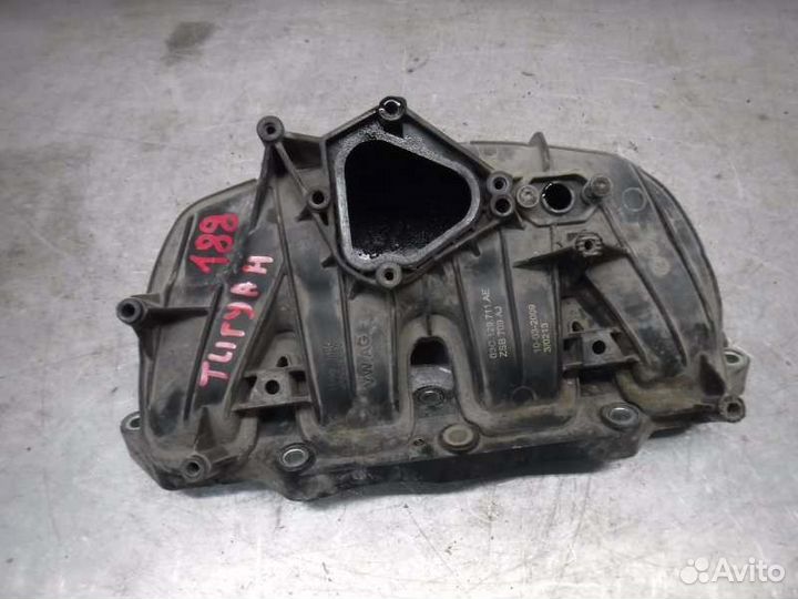 Коллектор впускной Volkswagen Tiguan cava 2009