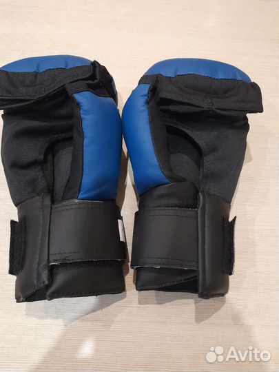 Перчатки для рукопашного боя