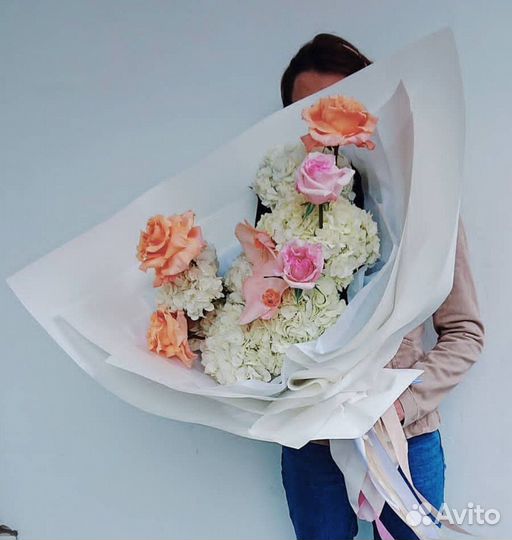 Букет роз и цветов