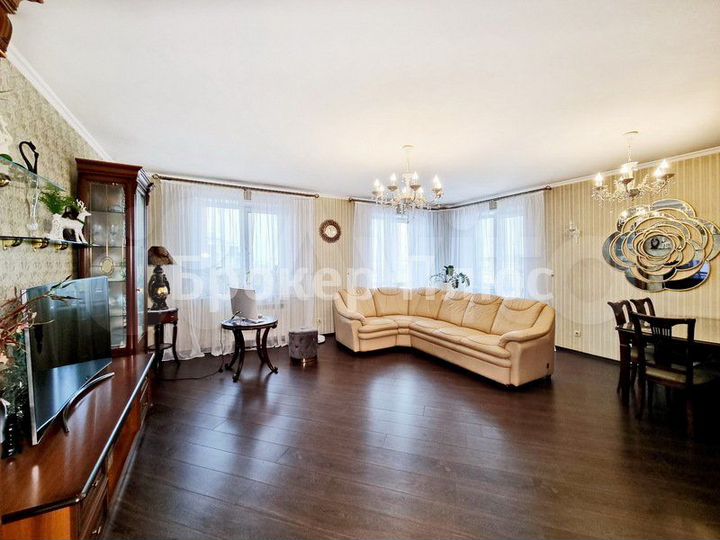 3-к. квартира, 100,4 м², 6/9 эт.