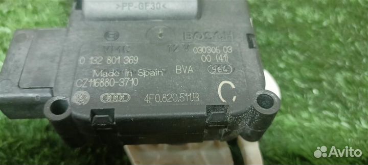 Моторчик заслонки печки Audi Audi A8 4E 2002-20