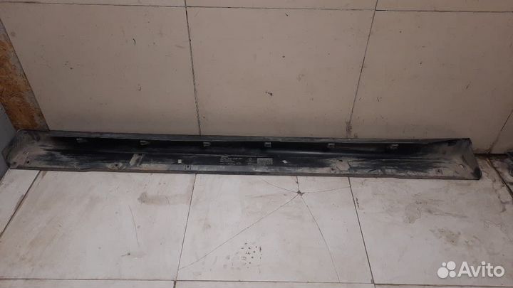 Накладка на порог правая Mitsubishi Outlander