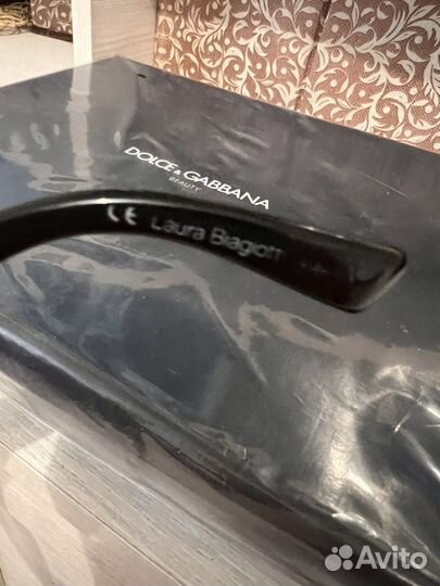 Солнцезащитные очки Laura Biagiotti