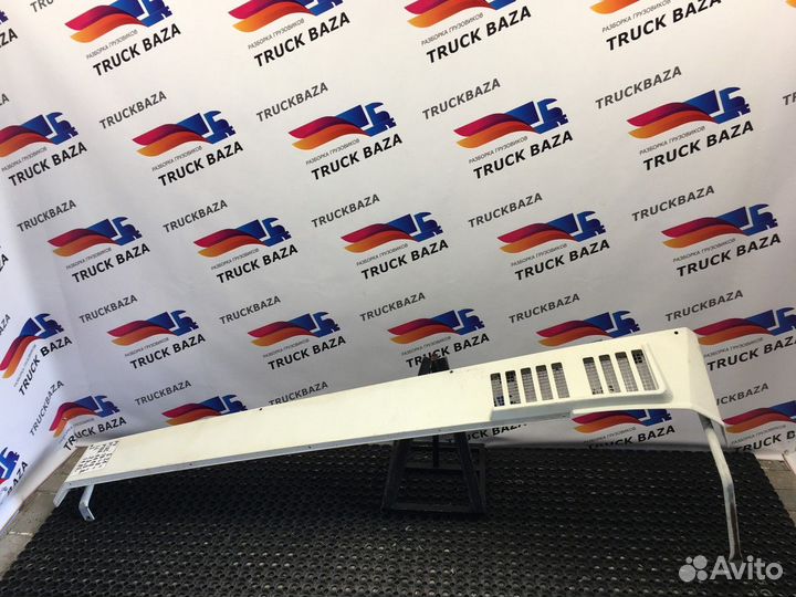 5000936423 Спойлер кабины правый Renault Magnum