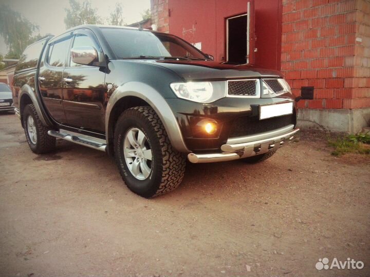 Передняя защита 60/53 с декором Mitsubishi L200