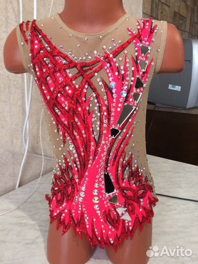 Купальник для художественной гимнастики