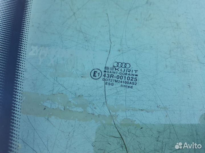 Стекло передней правой двери Audi 80 B3