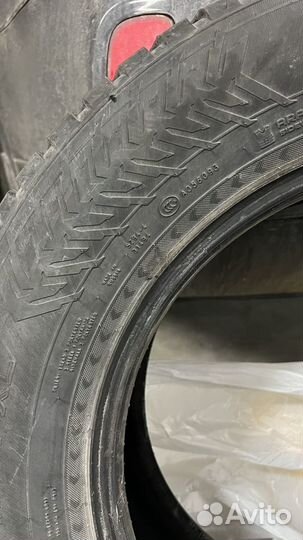 Nokian Tyres Hakkapeliitta 8 SUV 235/65 R17