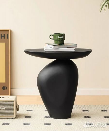 Дизайнерский журнальный столик Тампере