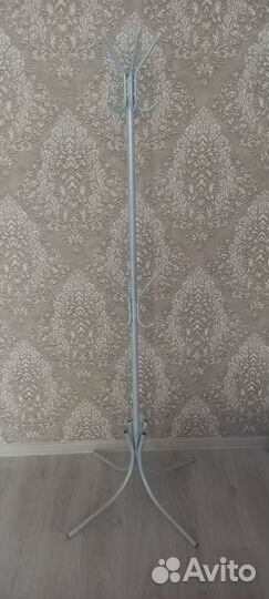 Вешалка напольная