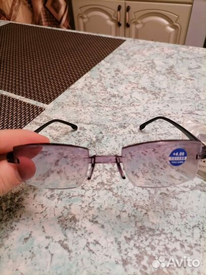 Очки унисекс + 4.00