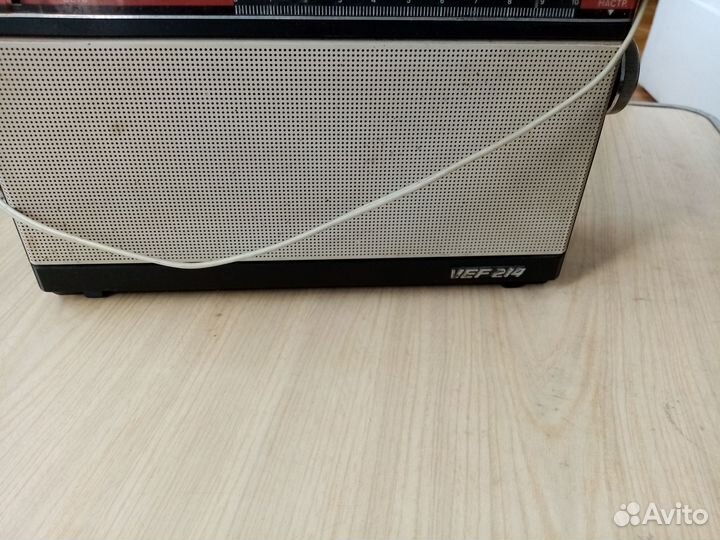 Радиоприемник VEF (вэф) - 214 СССР (б/У)