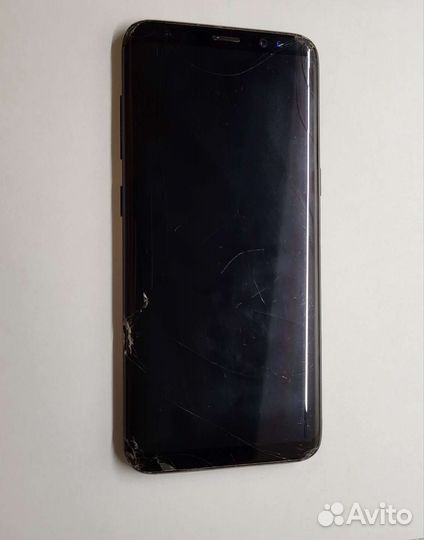 Samsung Galaxy S8, 4/64 ГБ