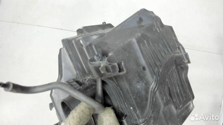 Корпус воздушного фильтра Ford C-Max 2010, 2011