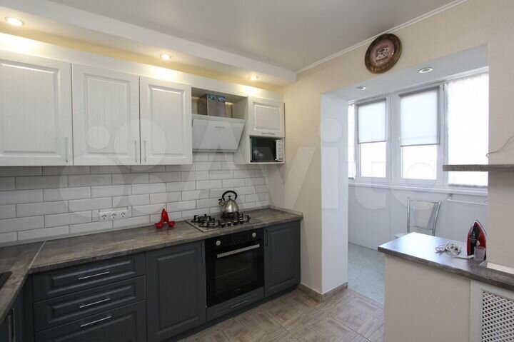 2-к. квартира, 54 м², 9/9 эт.