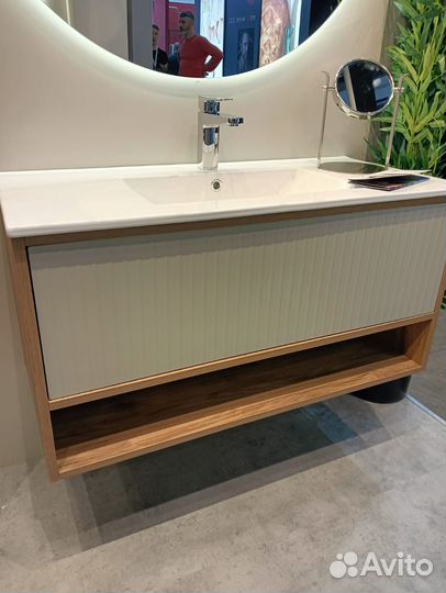 Комплект мебели для ванной Elegant