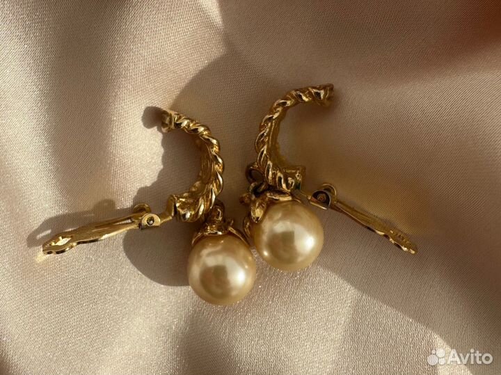 Винтажные клипсы с иск жемчугом Premier Designs