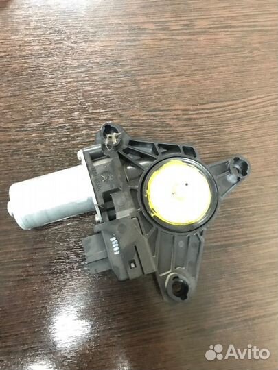 Мотор стеклоподъемника задний правый Mercedes Glc