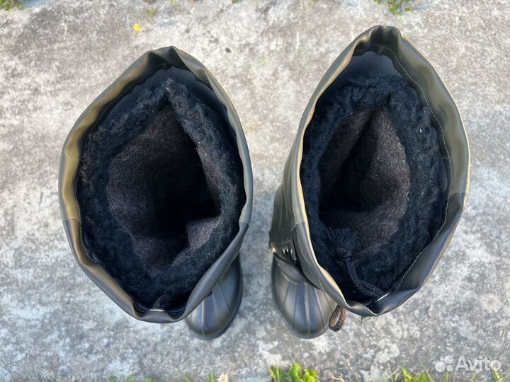 Зимние шипованные резиновые сапоги