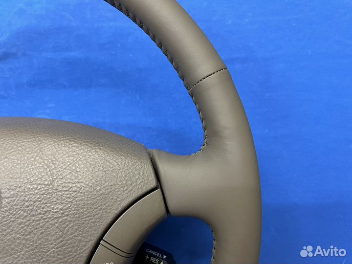 Оригинальный кожаный руль с подoгревом Camry 30 35