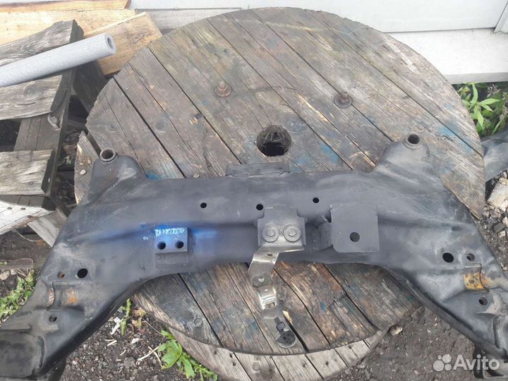 Подрамник передний Nissan Almera N16 Classic