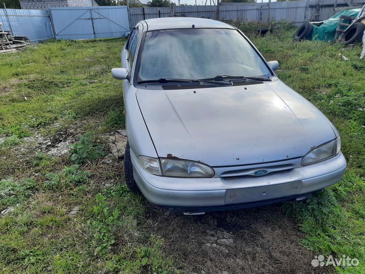 Форд Мондео 1.Ford mondeo 1 Механика2.0