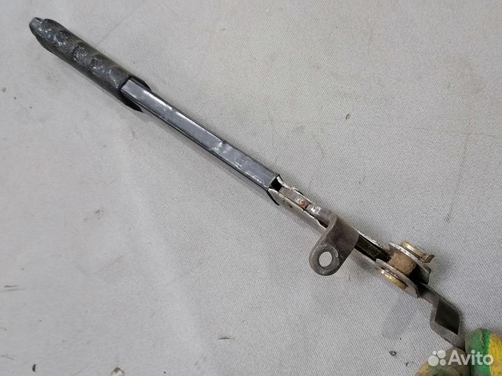 Рычаг стояночного тормоза Volvo 343 1984-1991