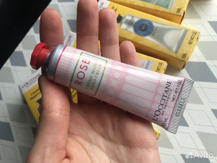 Loccitane крем для рук 30ml