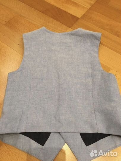 Жилетка H&M новая