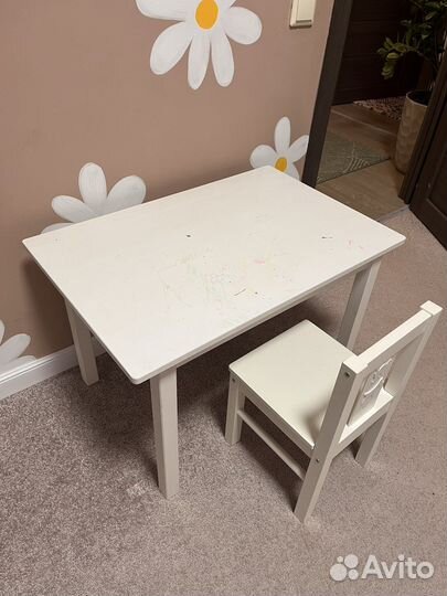 Детский стол и стул IKEA