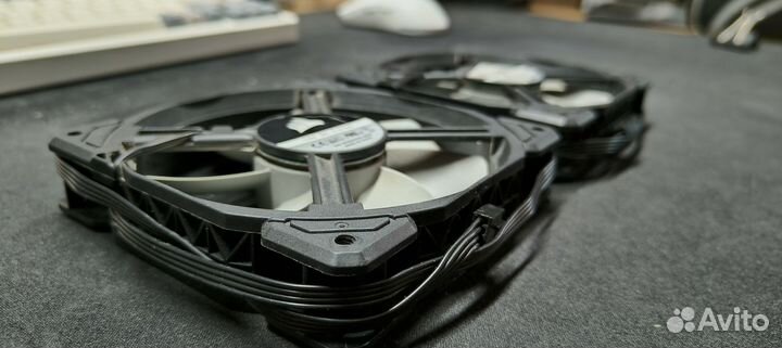 Вентиляторы Corsair ML120