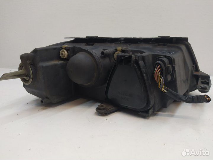 Б/У Б/У Фара левая Европа. Замутневшая