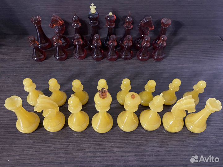 Янтарные шахматы. Шахматные Фигуры 