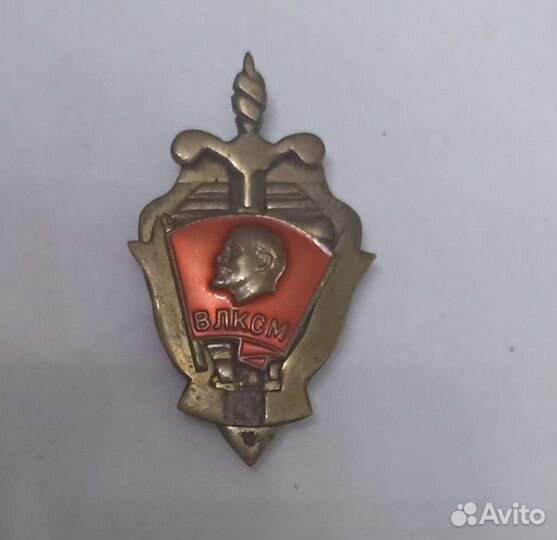 Значок дембельский кгб или мвд, пограничник