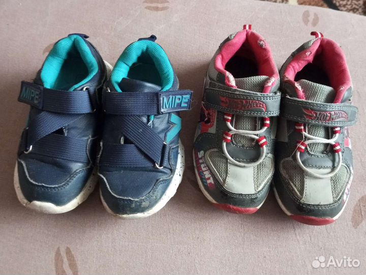 Кроссовки детские