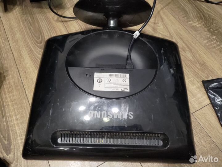 Монитор Samsung 19 дюймов