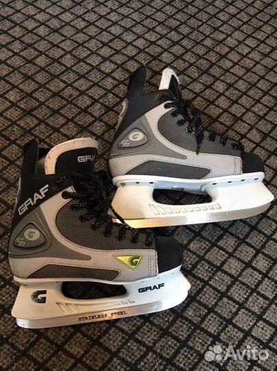 Коньки хоккейные