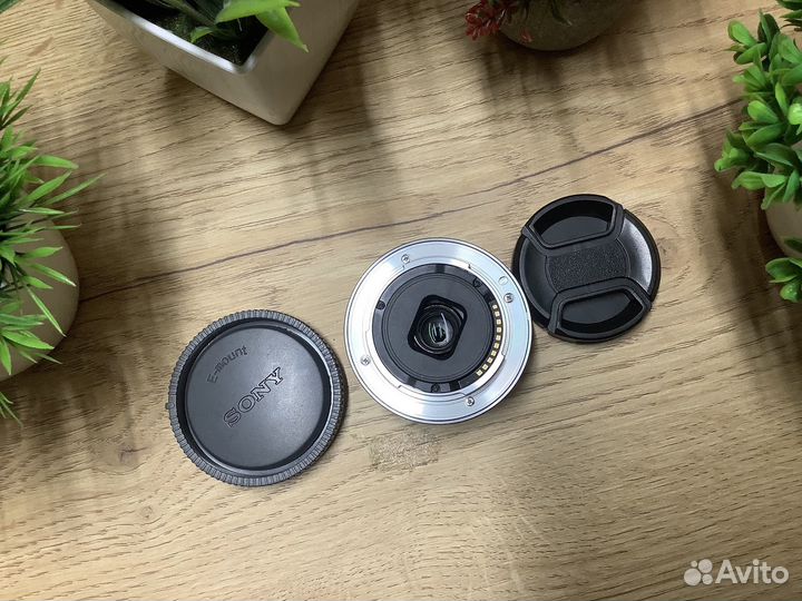 Sony e 16 mm 2.8 (sel16f28)