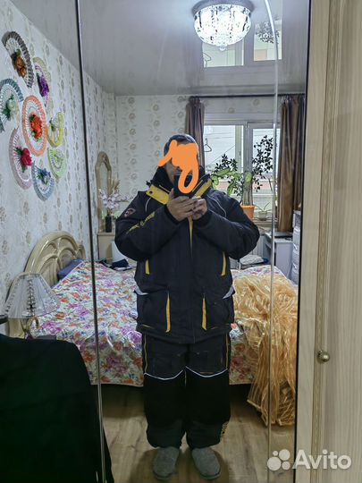 Защитный костюм